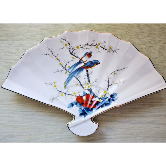 TRINKET DISH-JAY-Fine China-Fan Shaped-Hand Painted-Gold Edge-Tray-Decor-Japan - Picture 1 of 11